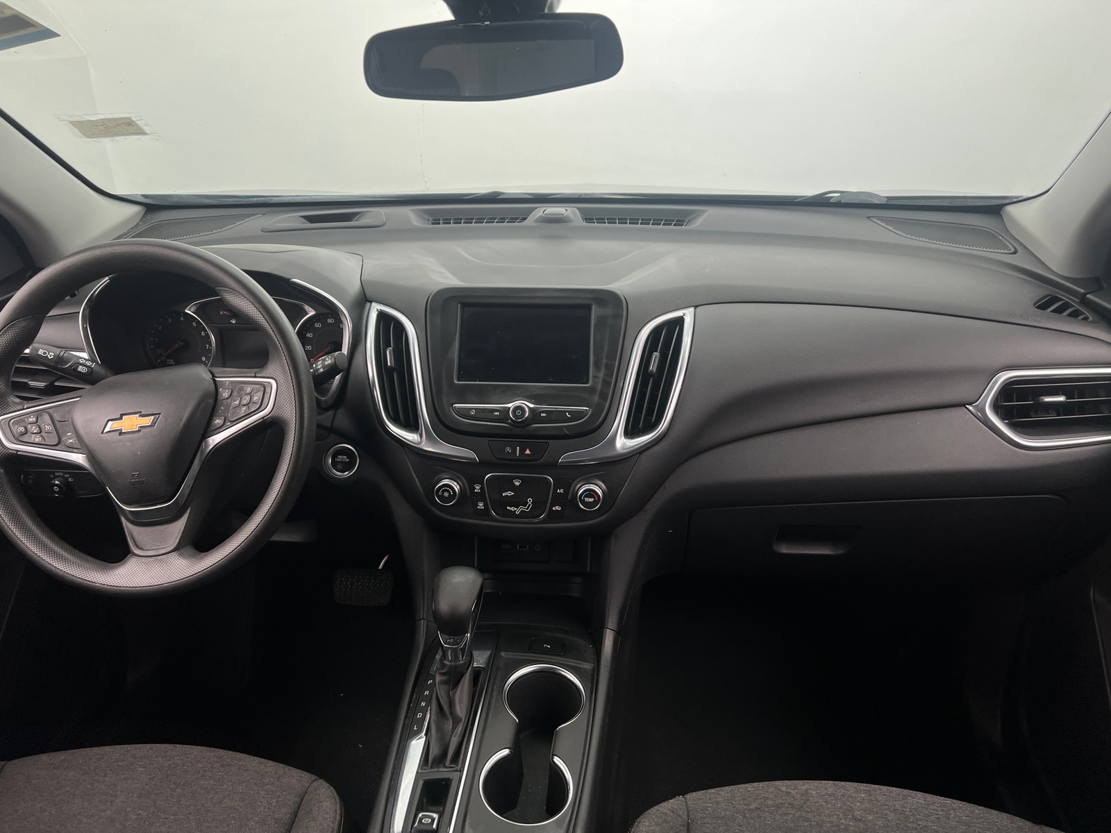 Thumbnail: 2022 Chevrolet Equinox - 3
