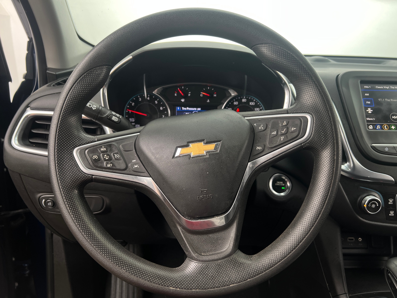 Thumbnail: 2022 Chevrolet Equinox - 5