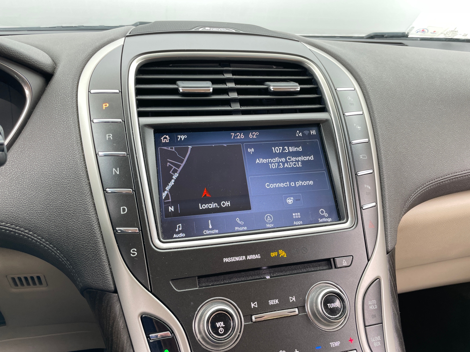 Thumbnail: 2019 Lincoln Nautilus - 3