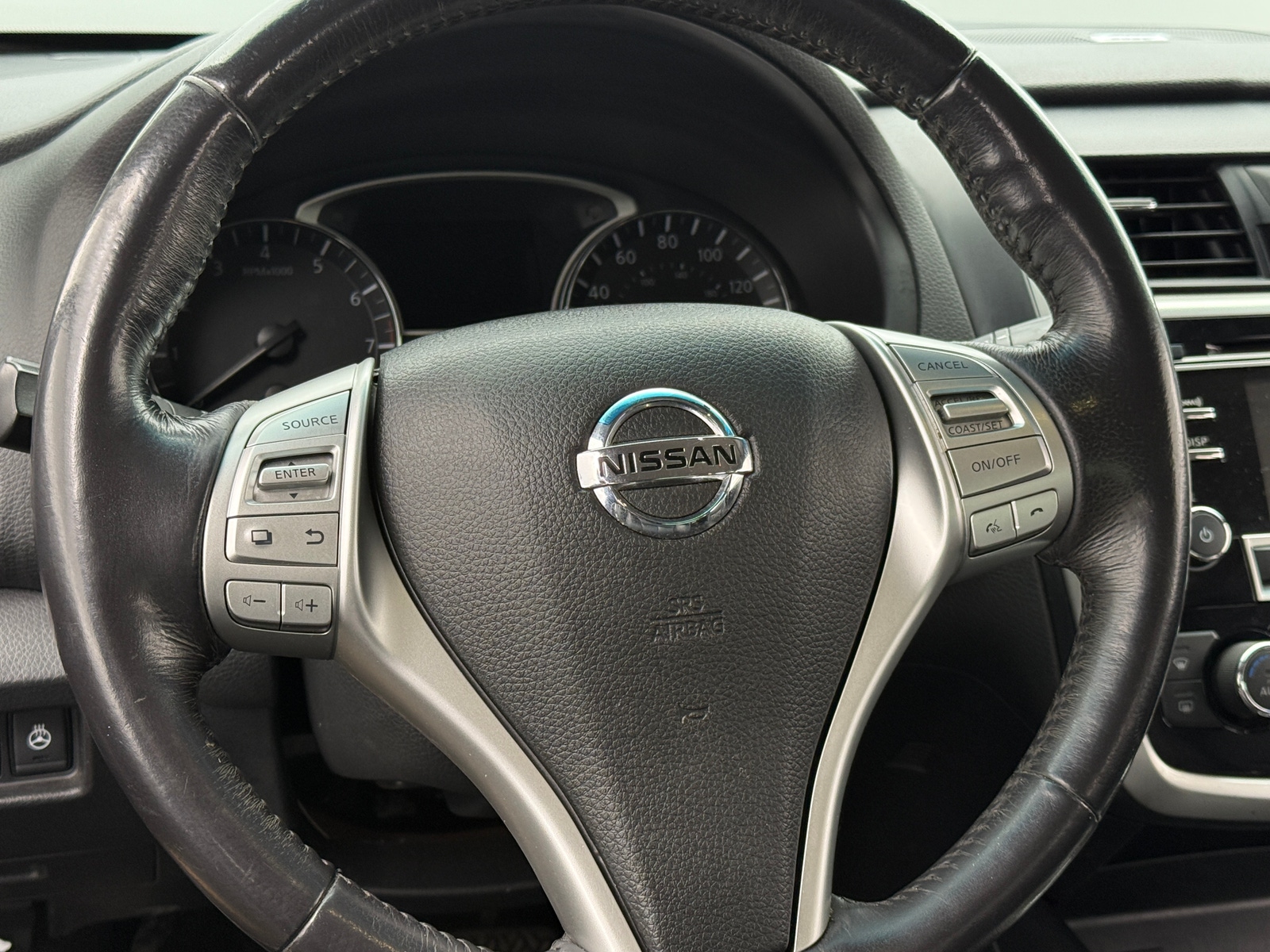 Thumbnail: 2018 Nissan Altima - 4