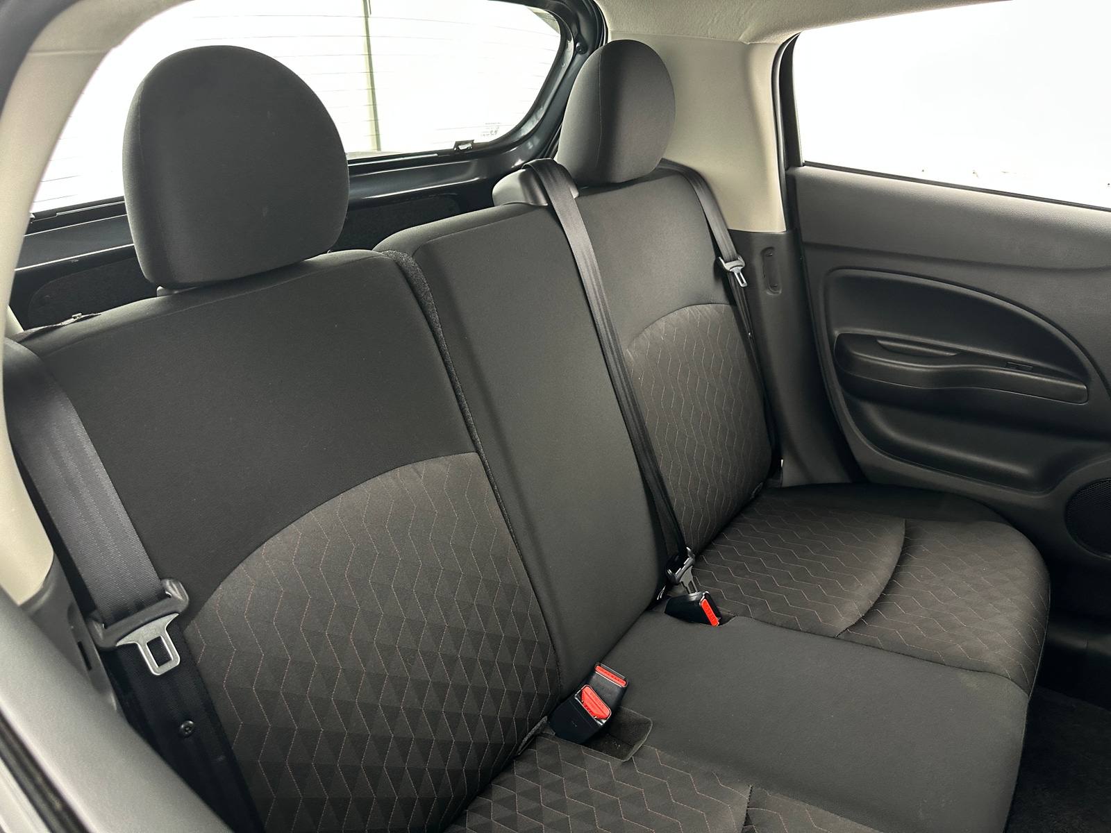Thumbnail: 2024 Mitsubishi Mirage - 6