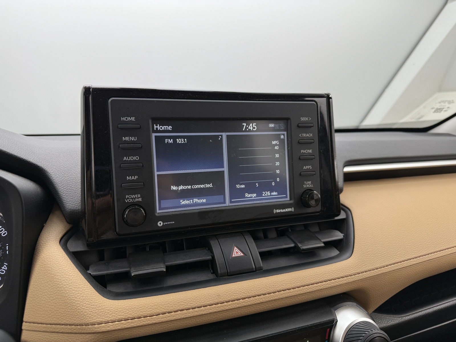 Thumbnail: 2020 Toyota RAV4 - 4