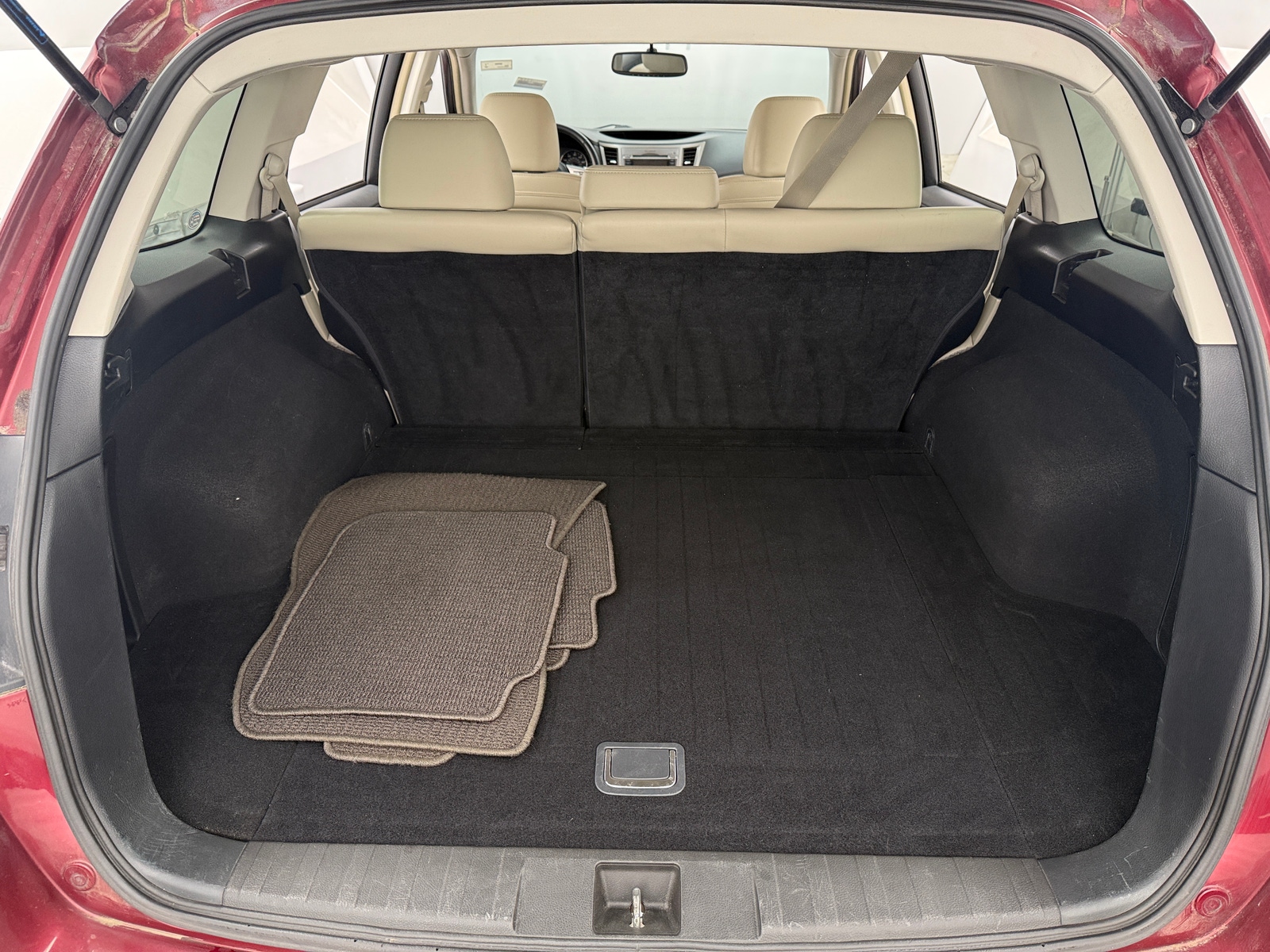 Thumbnail: 2011 Subaru Outback - 6