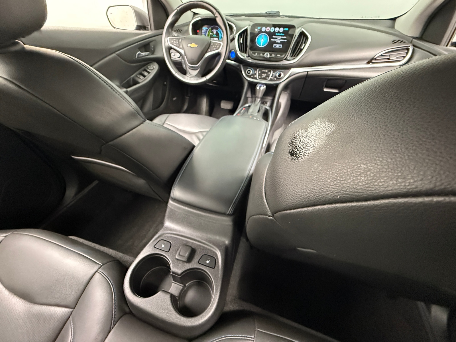 Thumbnail: 2018 Chevrolet Volt - 2