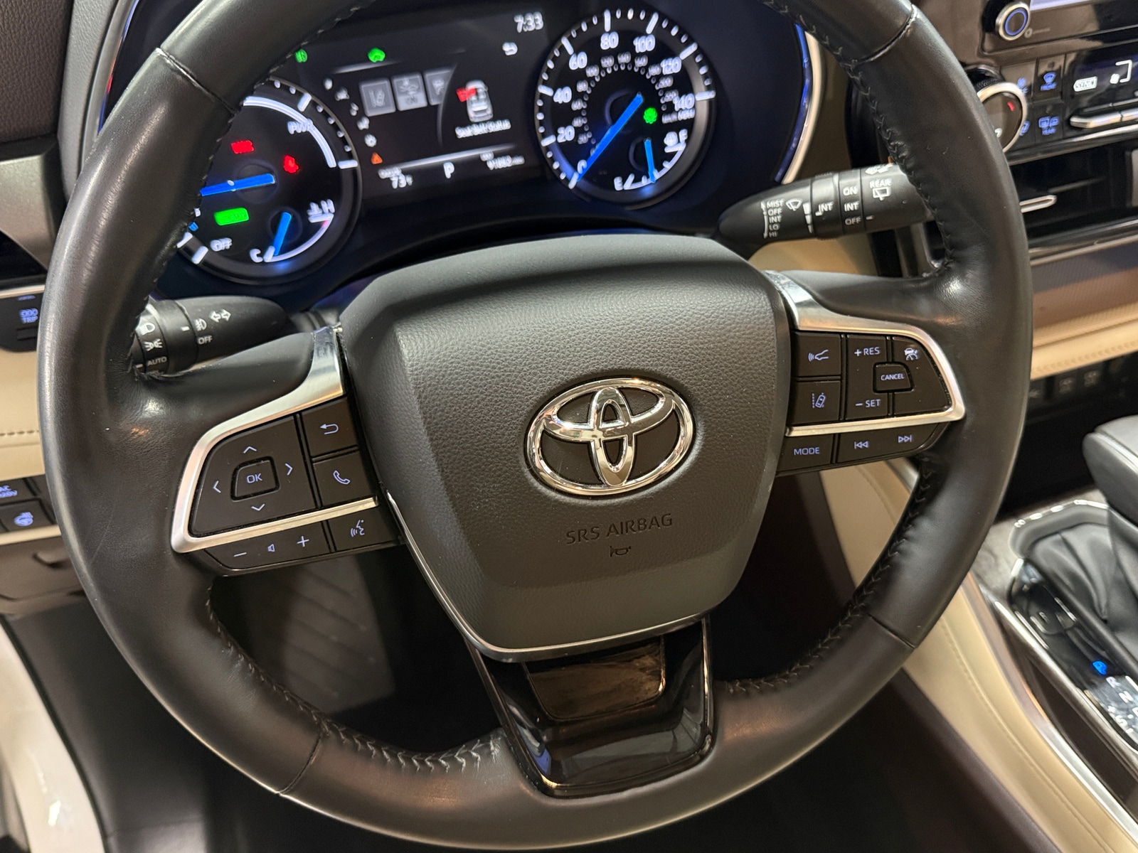Thumbnail: 2021 Toyota Highlander - 4