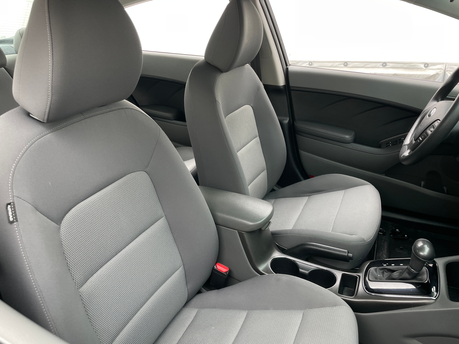 Thumbnail: 2017 Kia Forte - 2