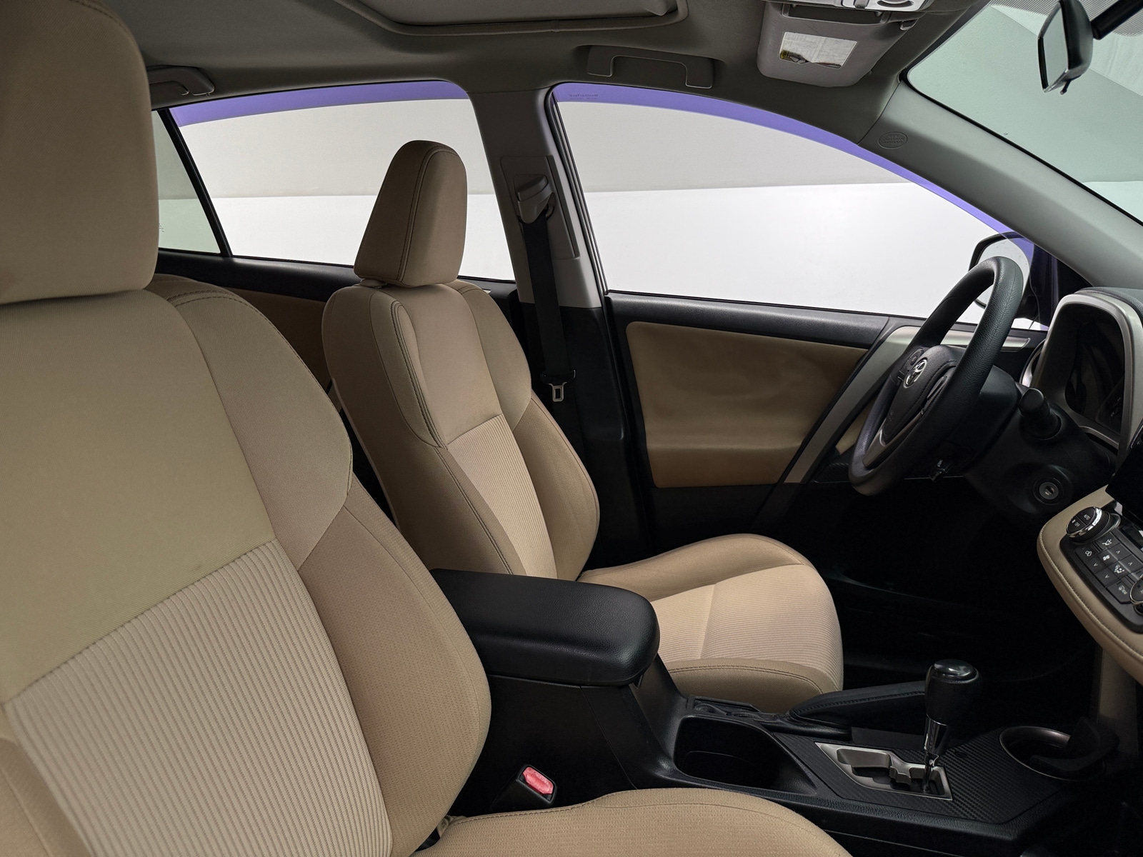 Thumbnail: 2014 Toyota RAV4 - 2