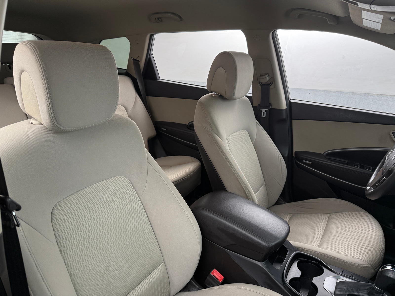 Thumbnail: 2017 Hyundai Santa Fe - 2