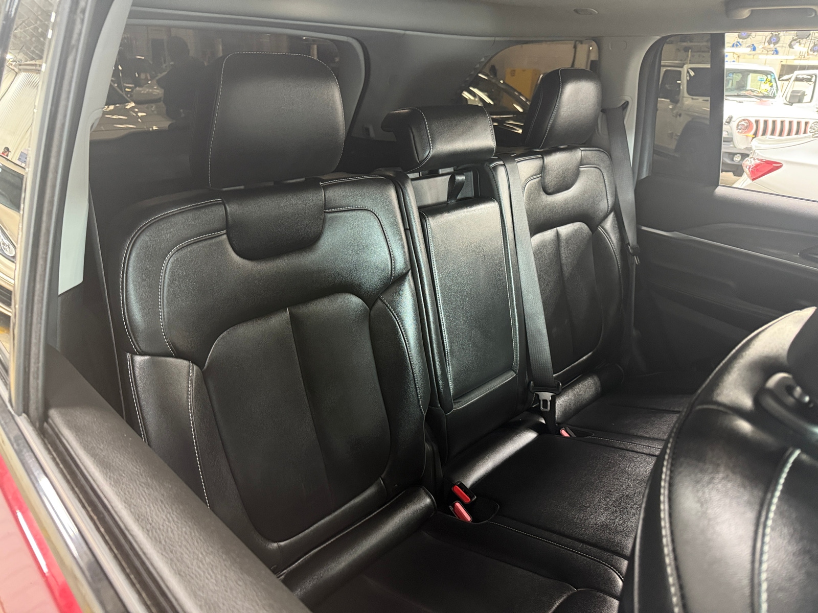 Thumbnail: 2023 Jeep Grand Cherokee - 5