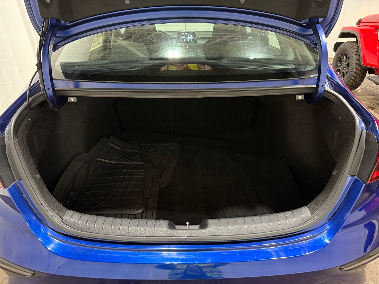 Thumbnail: 2019 Kia Forte - 7