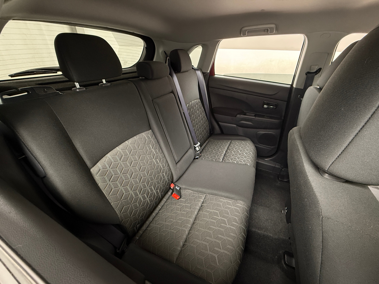 Thumbnail: 2024 Mitsubishi Outlander Sport - 6