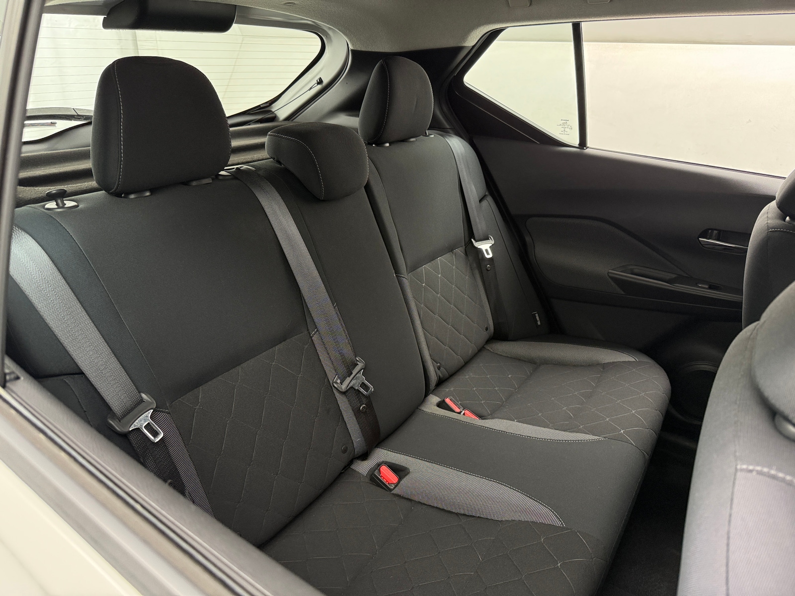 Thumbnail: 2020 Nissan Kicks - 6
