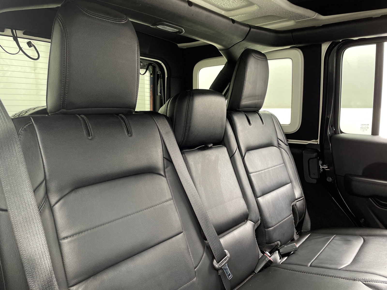 Thumbnail: 2021 Jeep Wrangler - 5