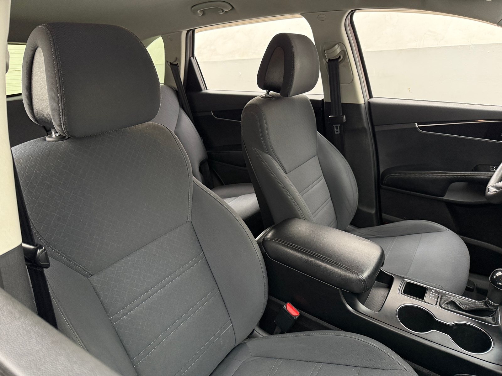 Thumbnail: 2016 Kia Sorento - 2