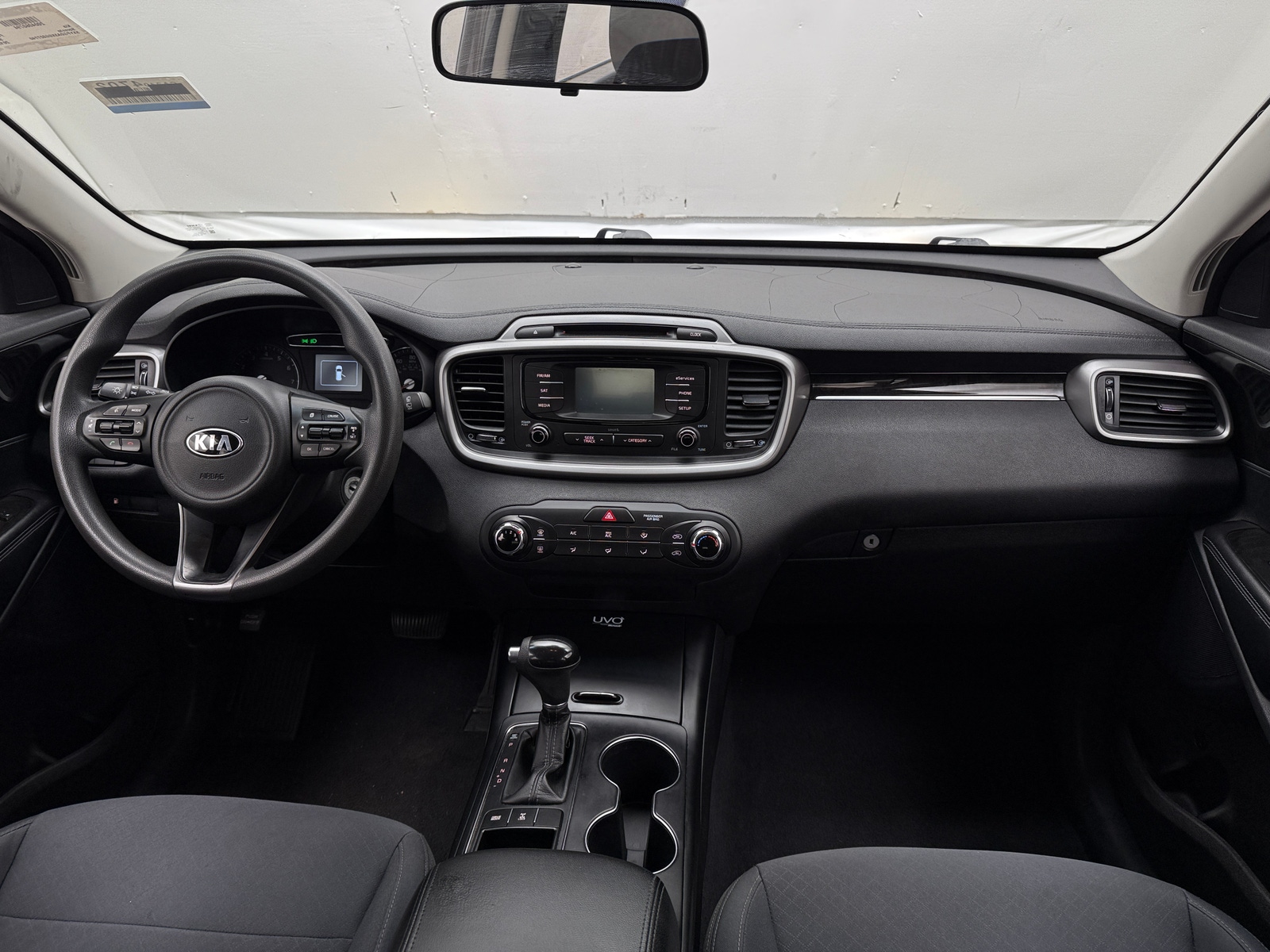 Thumbnail: 2016 Kia Sorento - 3