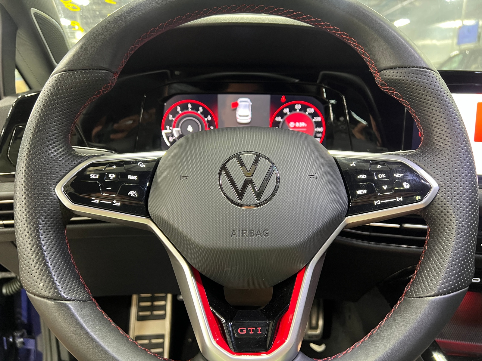 Thumbnail: 2023 Volkswagen Golf - 5