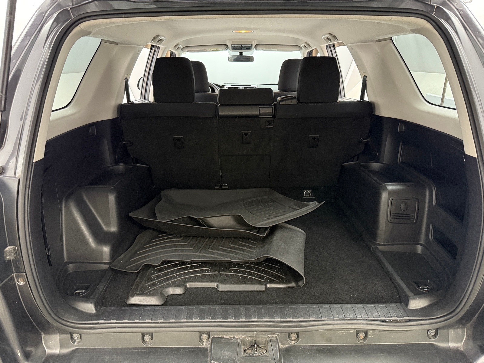 Thumbnail: 2013 Toyota 4Runner - 7