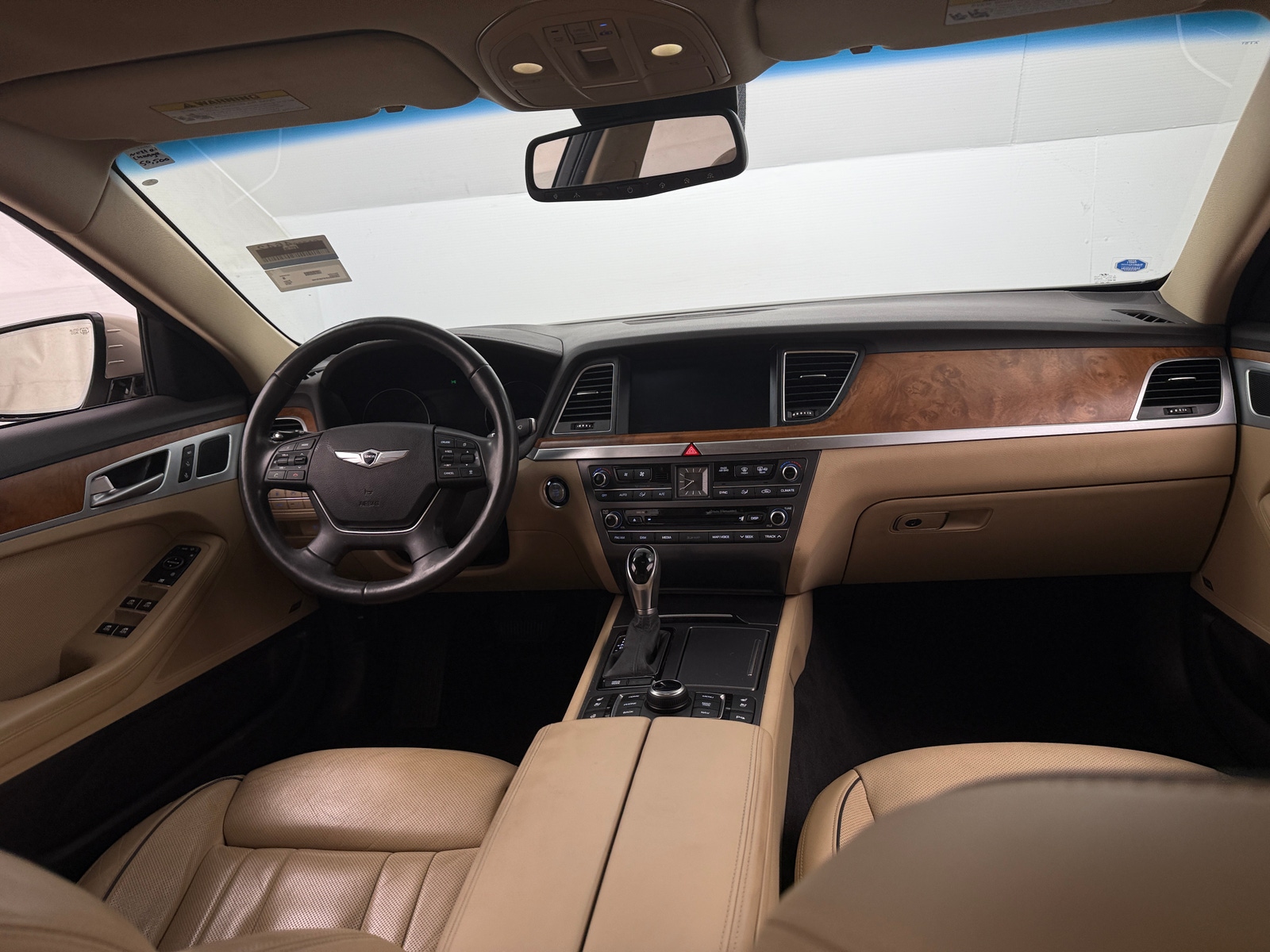 Thumbnail: 2015 Hyundai Genesis - 2
