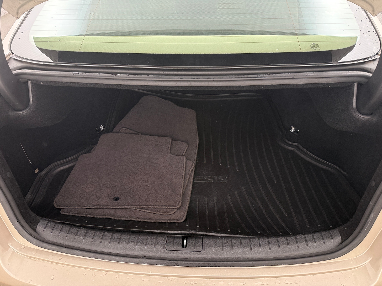 Thumbnail: 2015 Hyundai Genesis - 6
