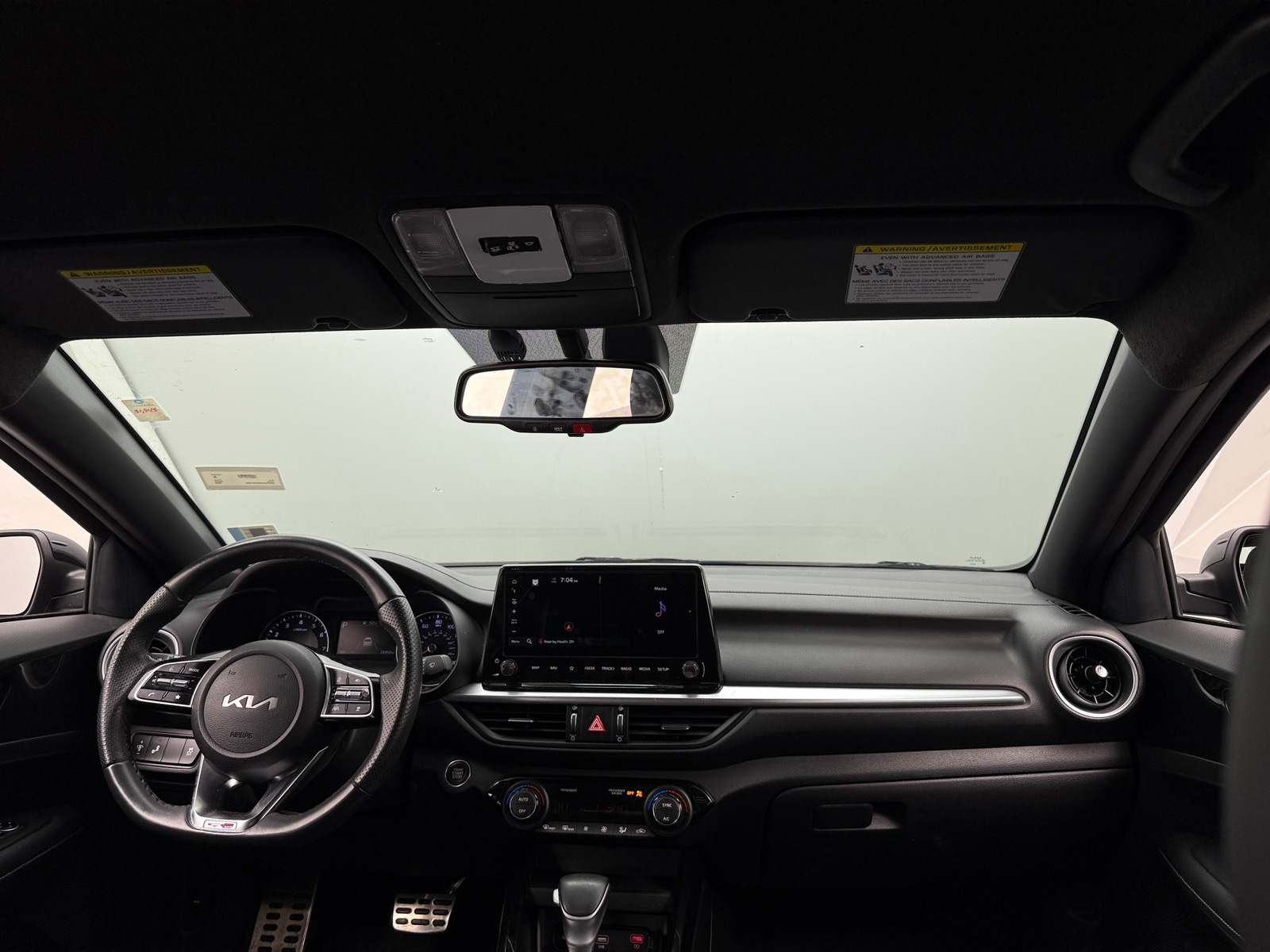 Thumbnail: 2023 Kia Forte - 3