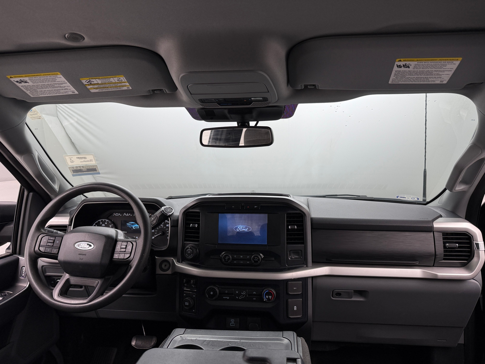 Thumbnail: 2022 Ford Econoline - 3