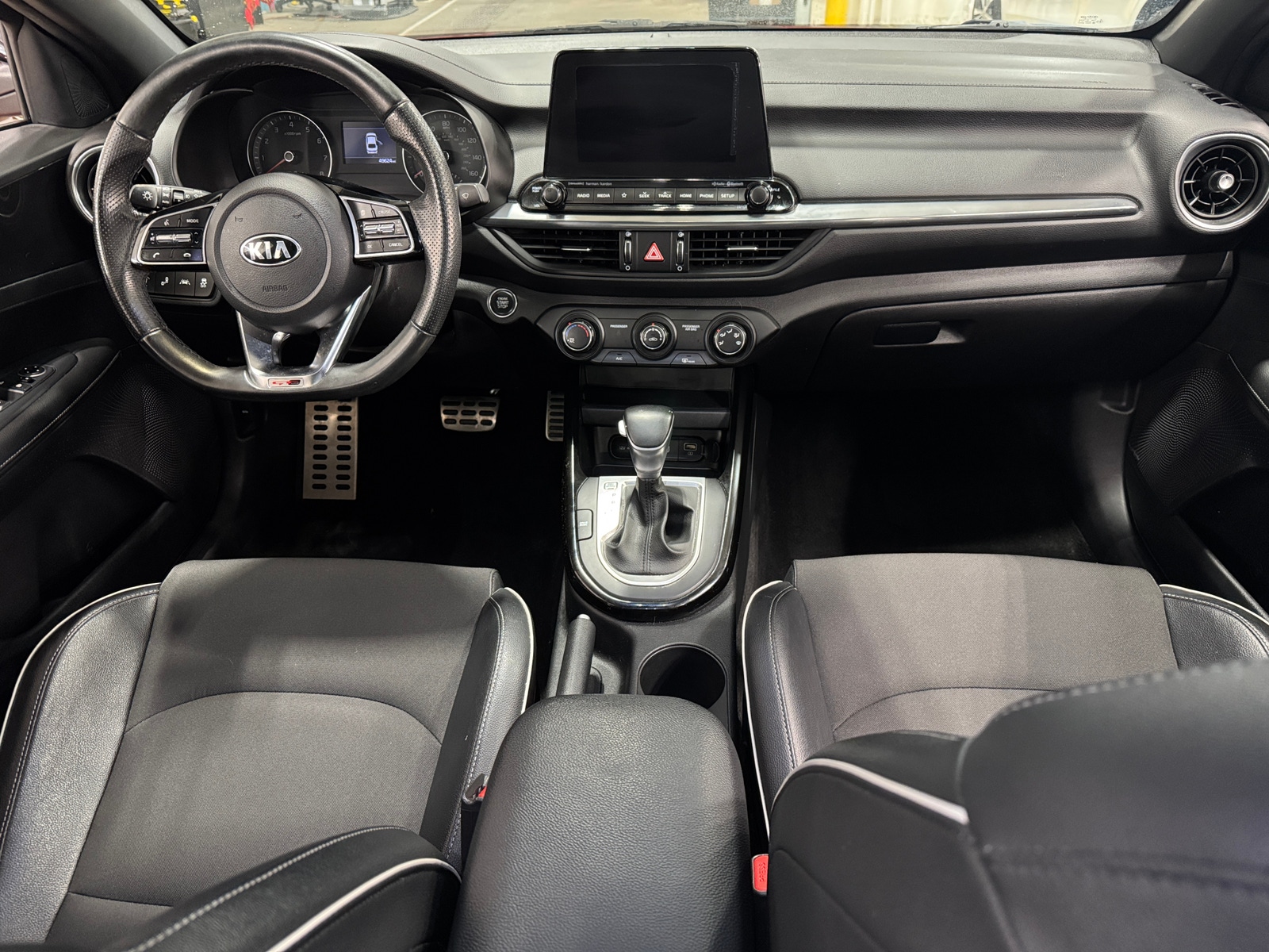Thumbnail: 2021 Kia Forte - 3