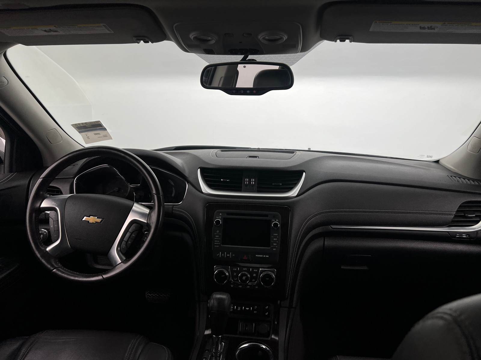 Thumbnail: 2017 Chevrolet Traverse - 3