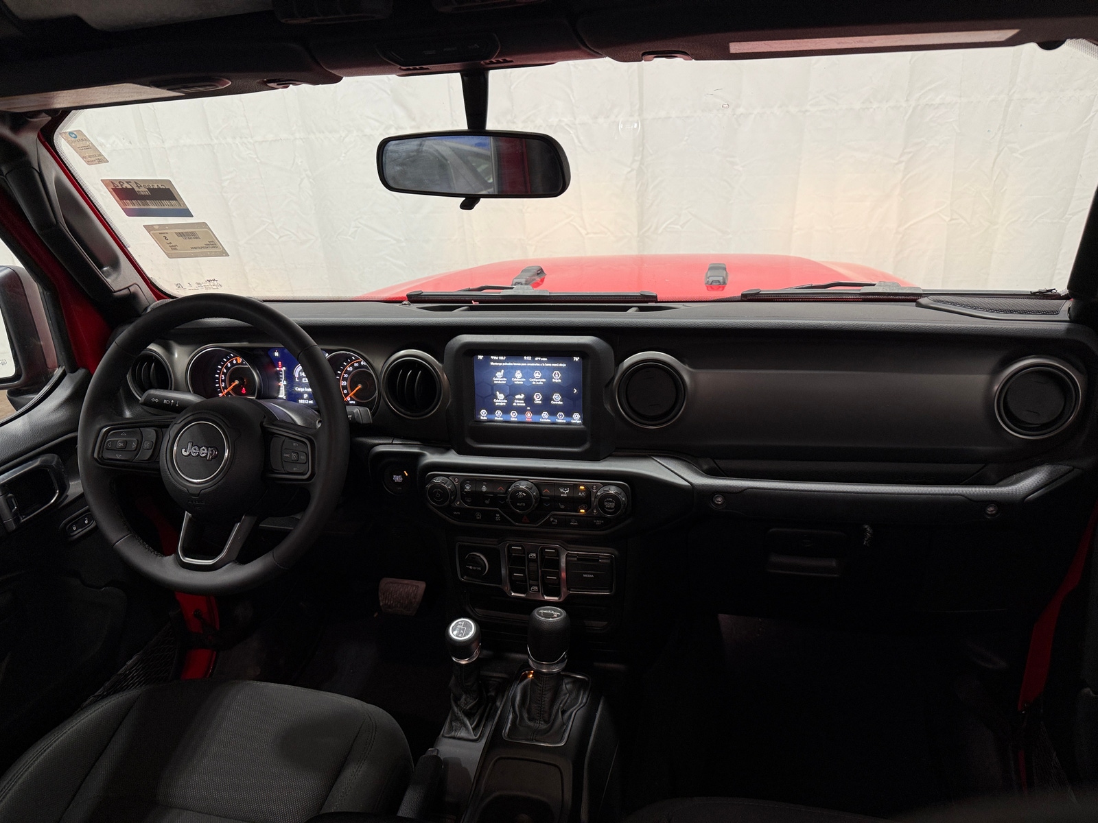 Thumbnail: 2023 Jeep Gladiator - 3