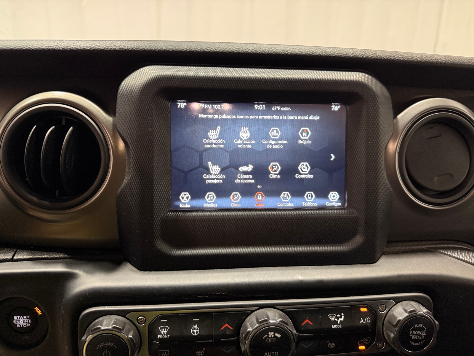 Thumbnail: 2023 Jeep Gladiator - 4