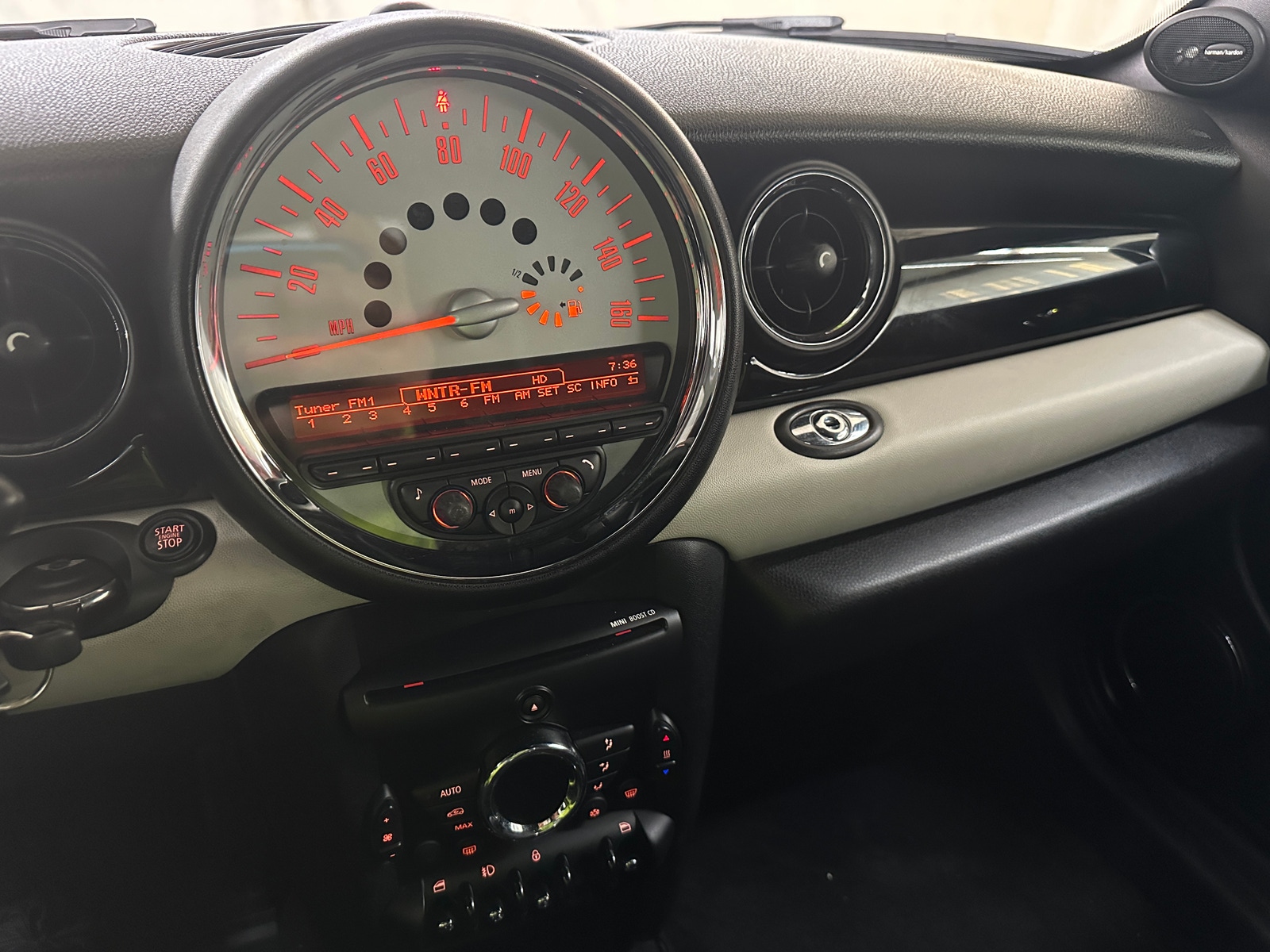 Thumbnail: 2012 MINI Cooper Roadster - 3