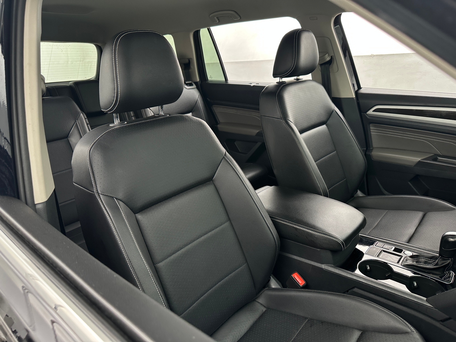 Thumbnail: 2022 Volkswagen Atlas - 2