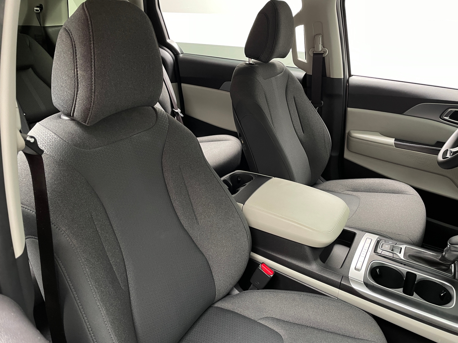 Thumbnail: 2022 Kia Carnival - 2