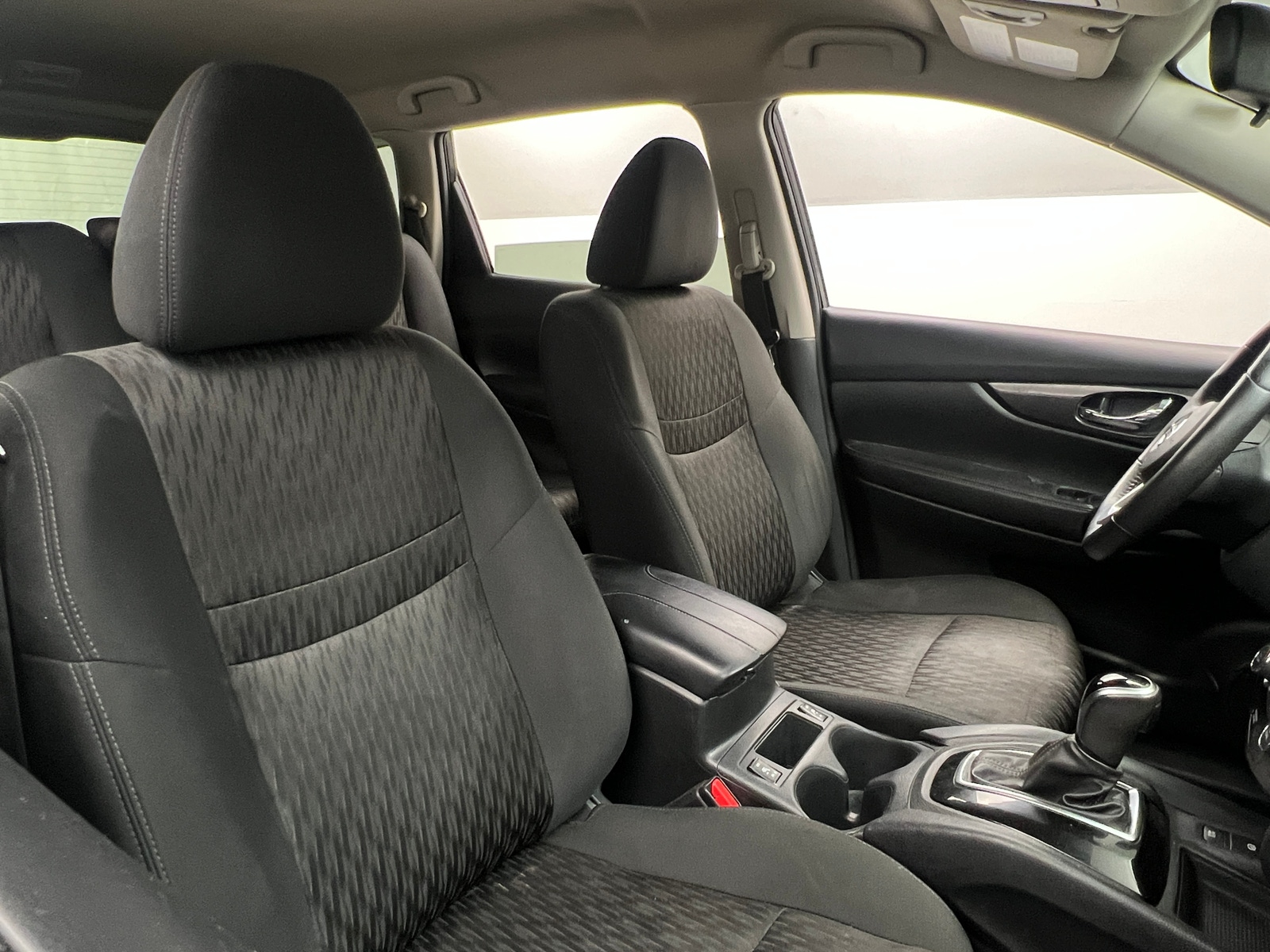 Thumbnail: 2020 Nissan Rogue - 2