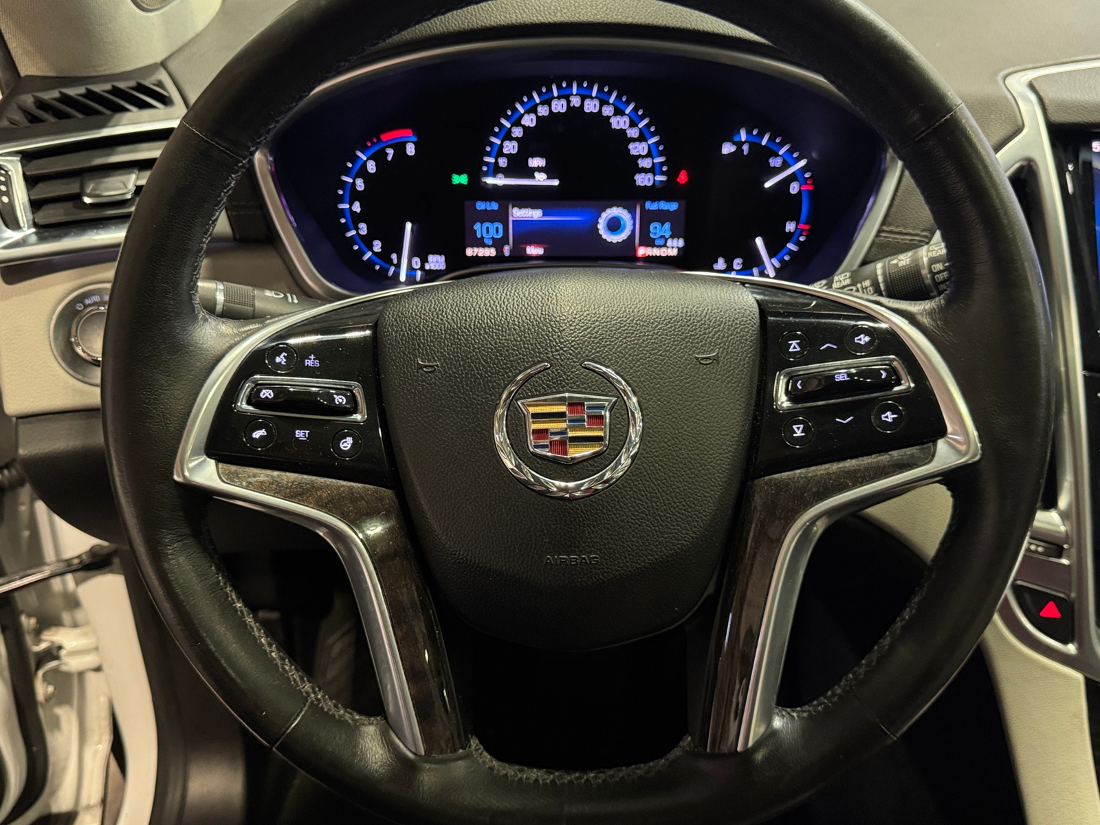 Thumbnail: 2015 Cadillac SRX - 4