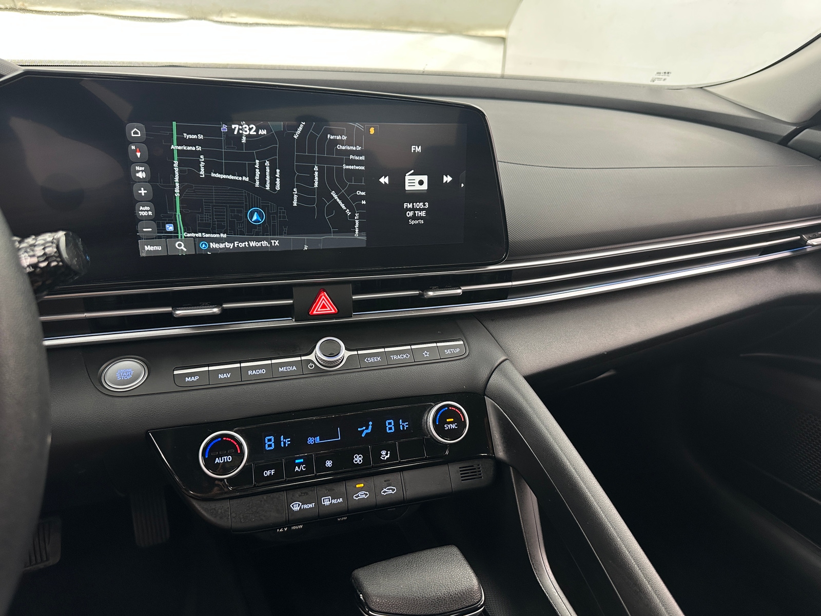 Thumbnail: 2024 Hyundai Elantra - 4