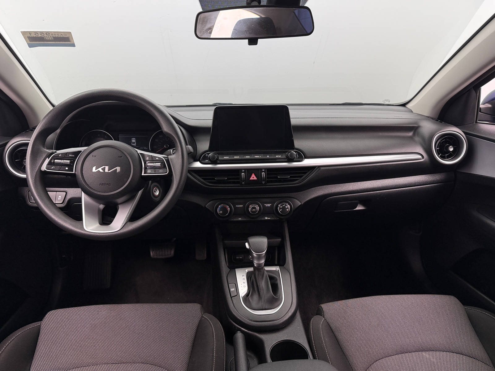 Thumbnail: 2024 Kia Forte - 3