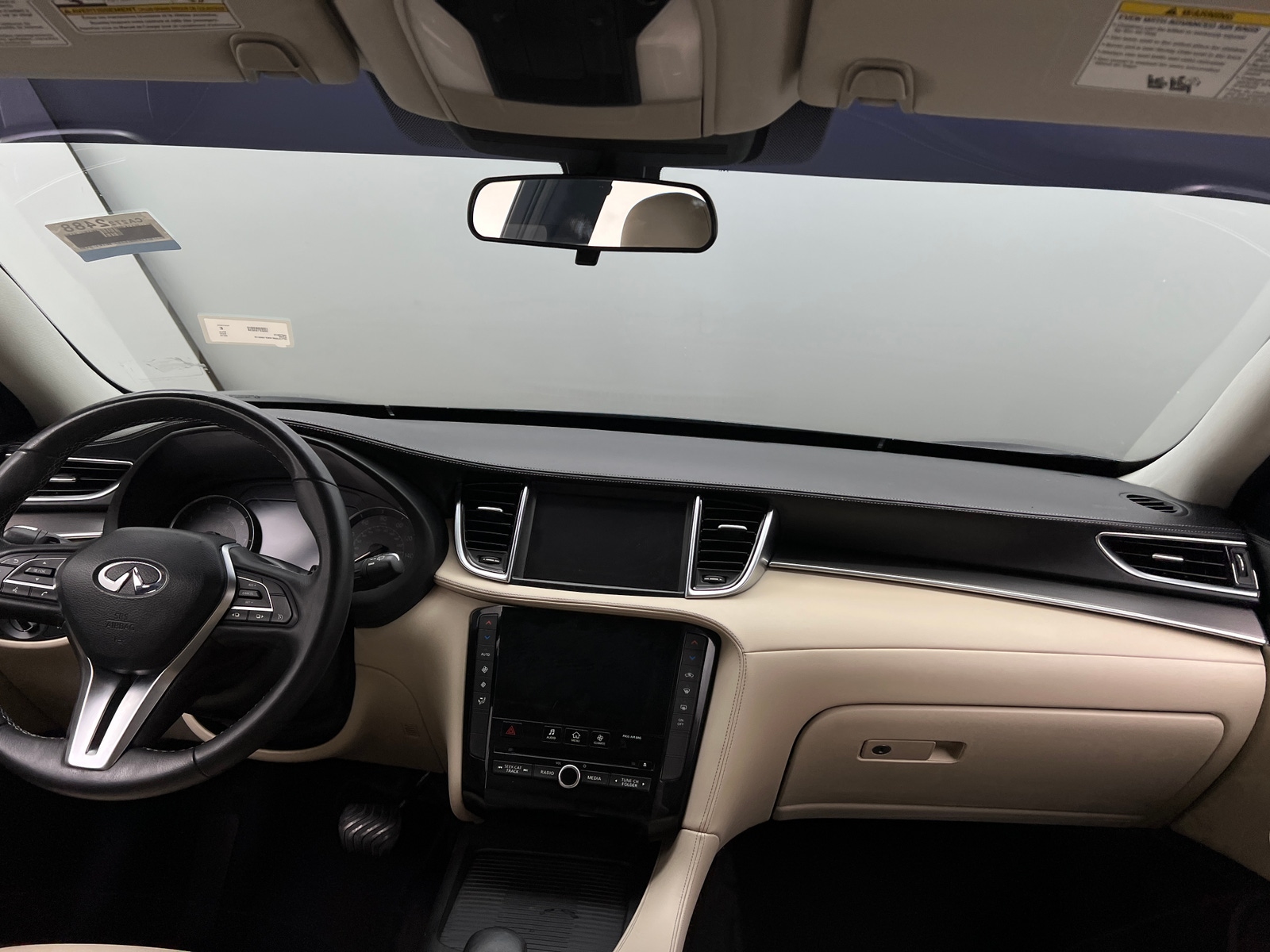Thumbnail: 2019 INFINITI QX50 - 2