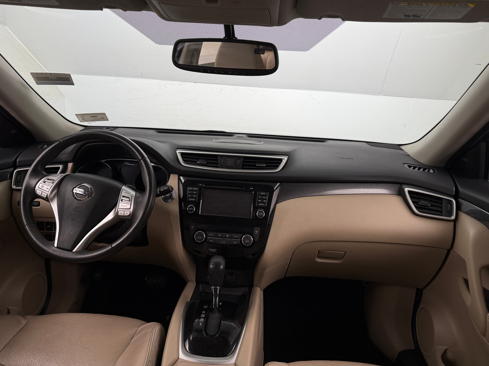 Thumbnail: 2016 Nissan Rogue - 2