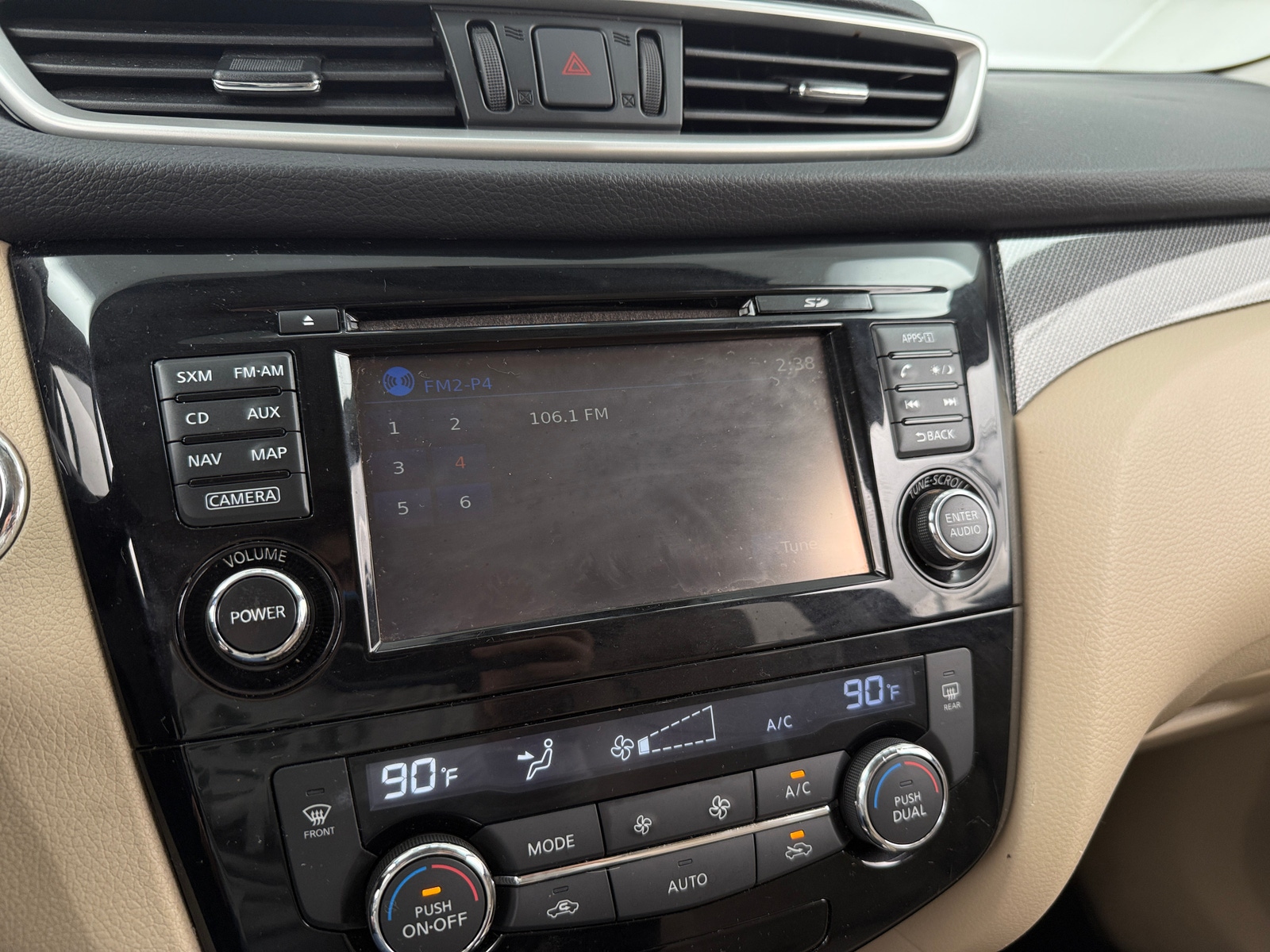 Thumbnail: 2016 Nissan Rogue - 3