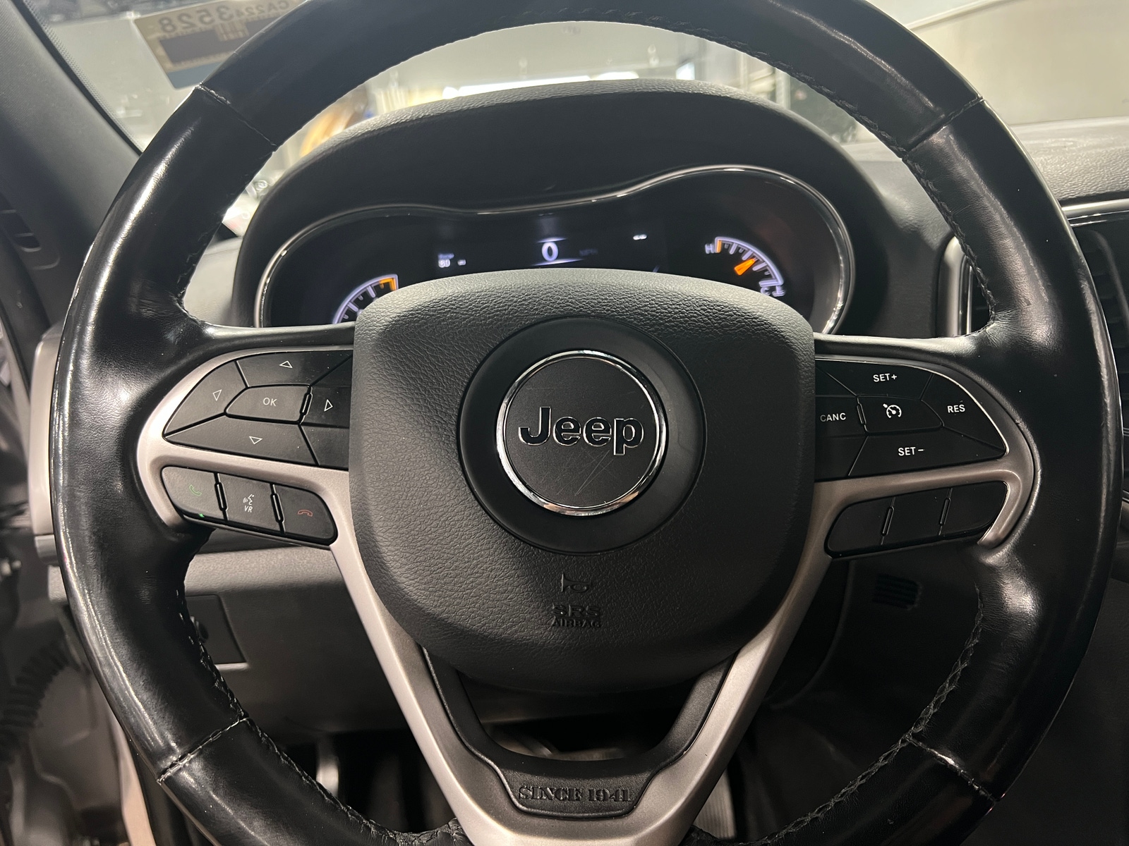 Thumbnail: 2020 Jeep Grand Cherokee - 5