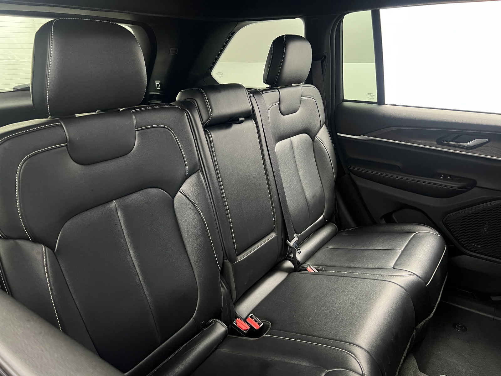 Thumbnail: 2024 Jeep Grand Cherokee - 5