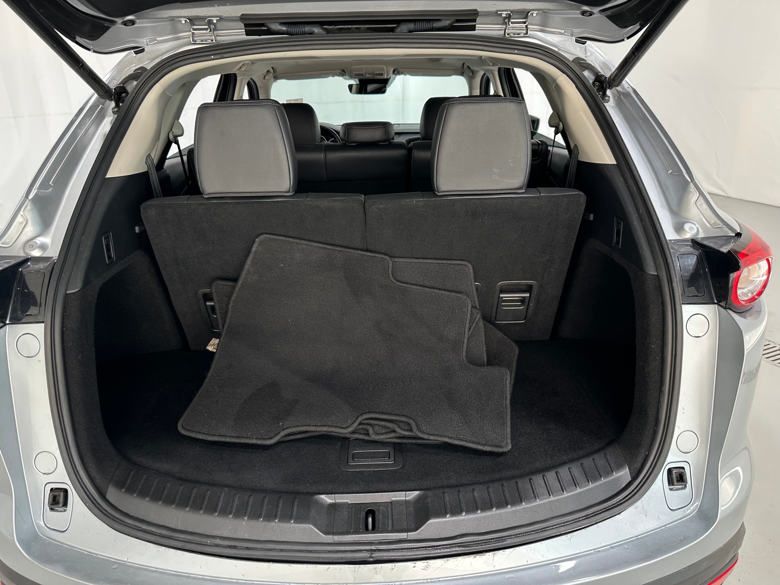 Thumbnail: 2023 Mazda CX-9 - 6