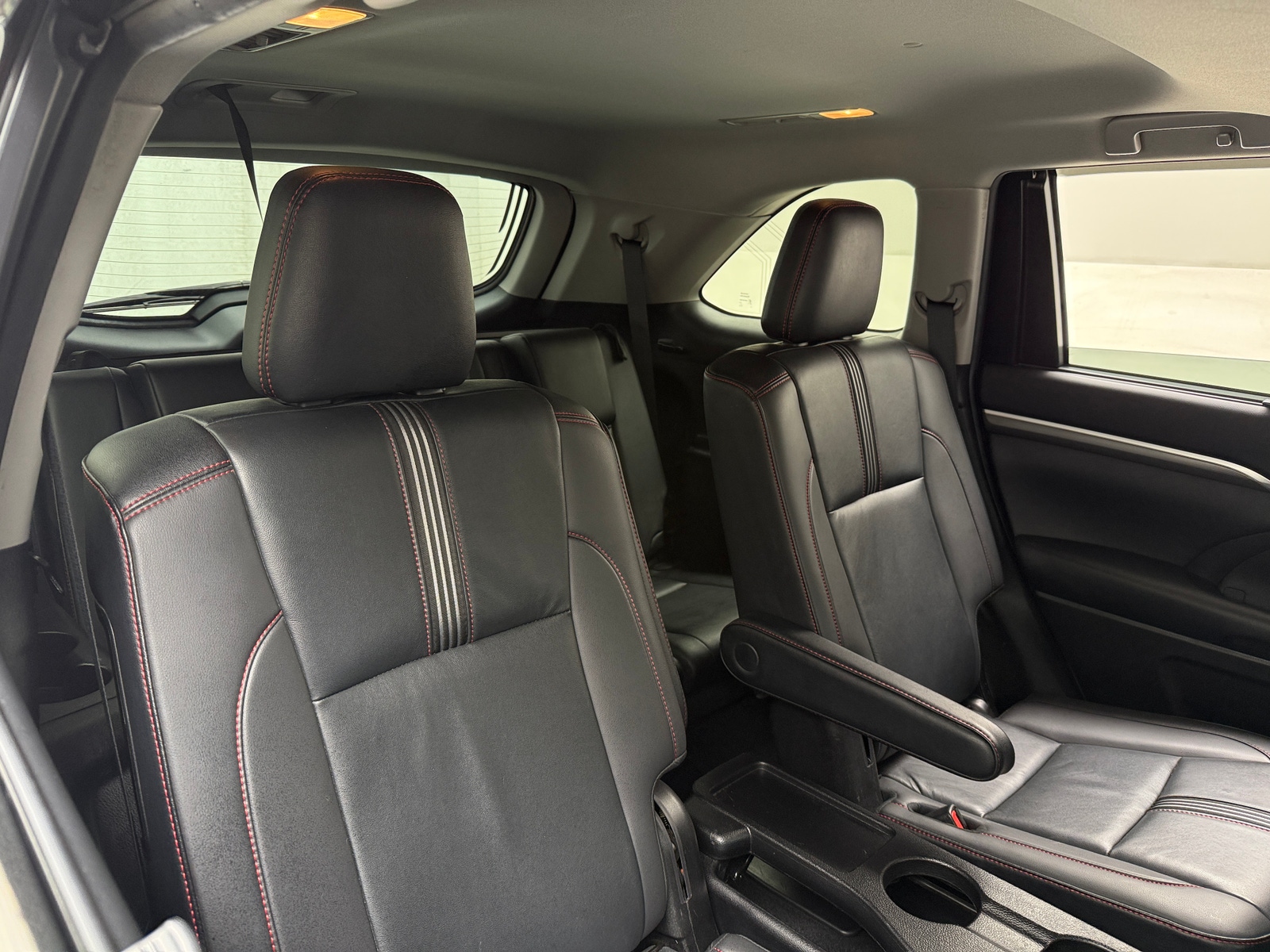 Thumbnail: 2019 Toyota Highlander - 5