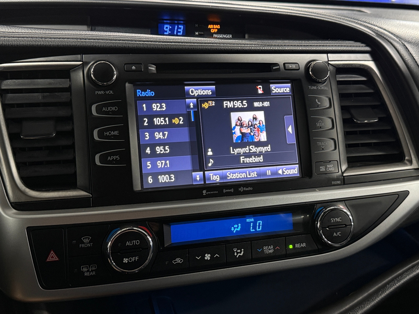 Thumbnail: 2019 Toyota Highlander - 3