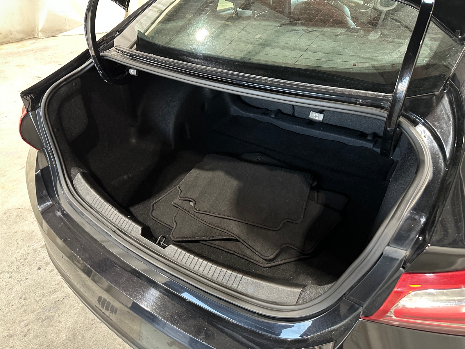 Thumbnail: 2019 Chevrolet Malibu - 7