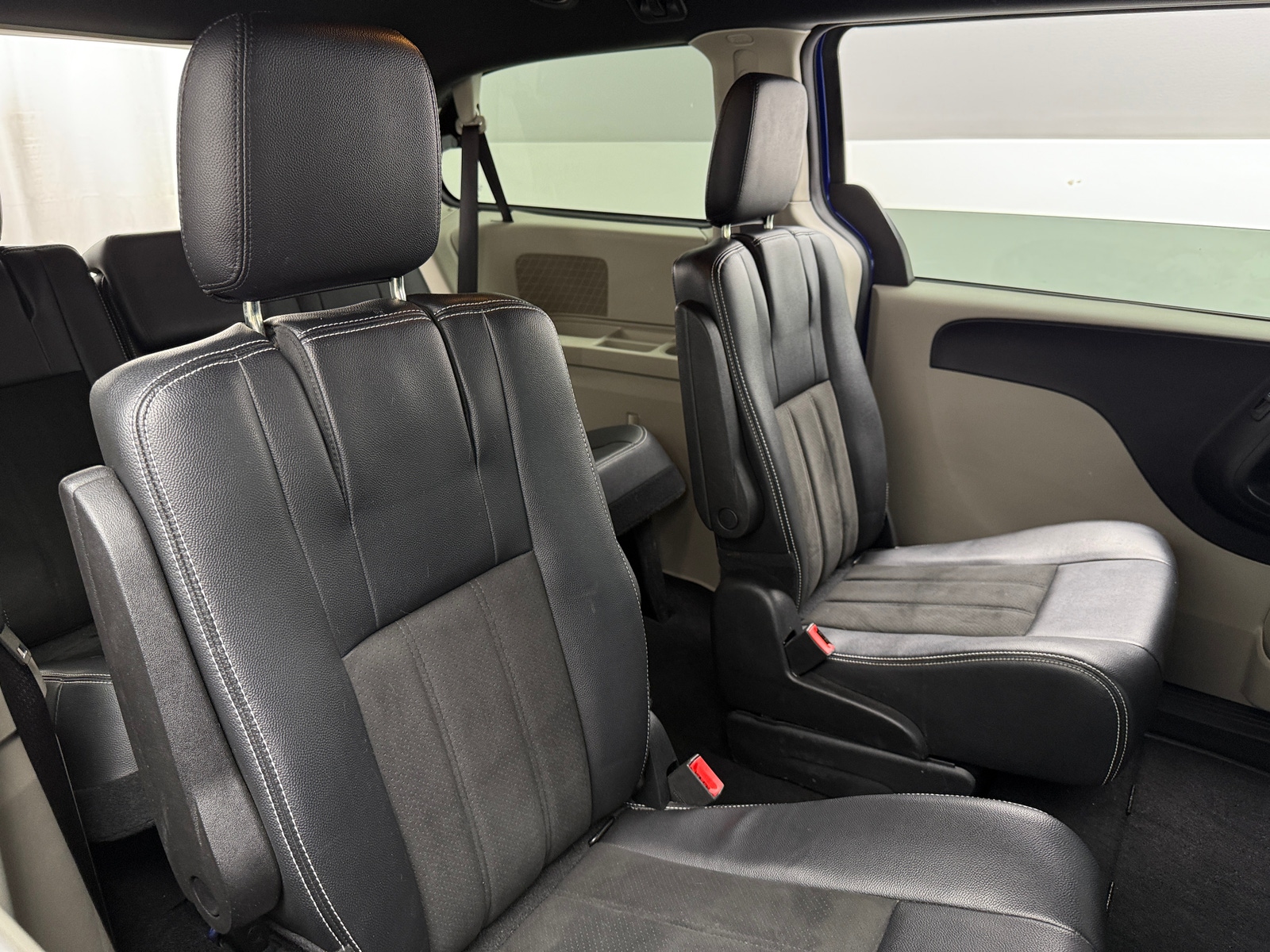 Thumbnail: 2019 Dodge Grand Caravan - 5