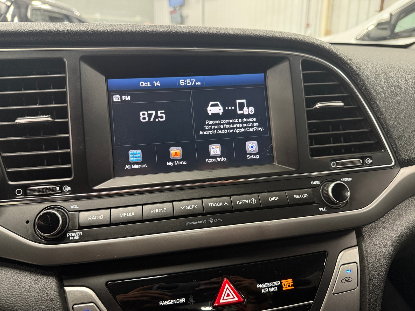 Thumbnail: 2018 Hyundai Elantra - 4