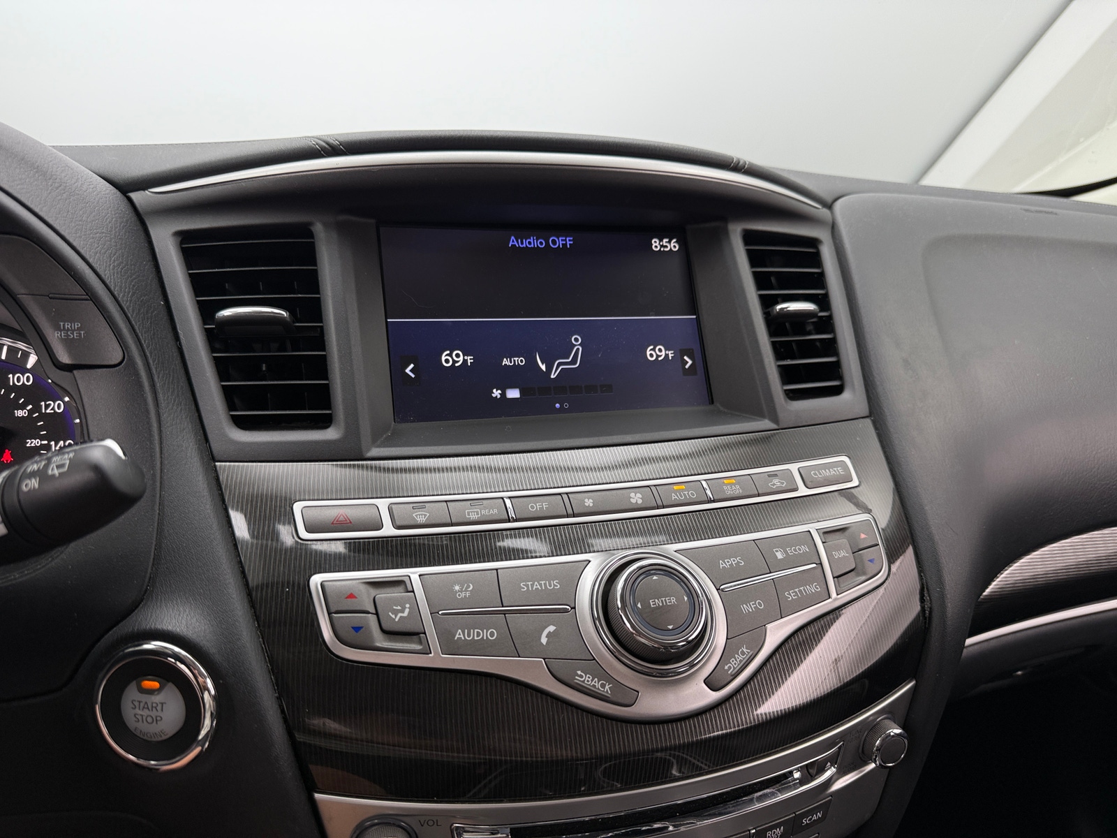 Thumbnail: 2018 INFINITI QX60 - 3