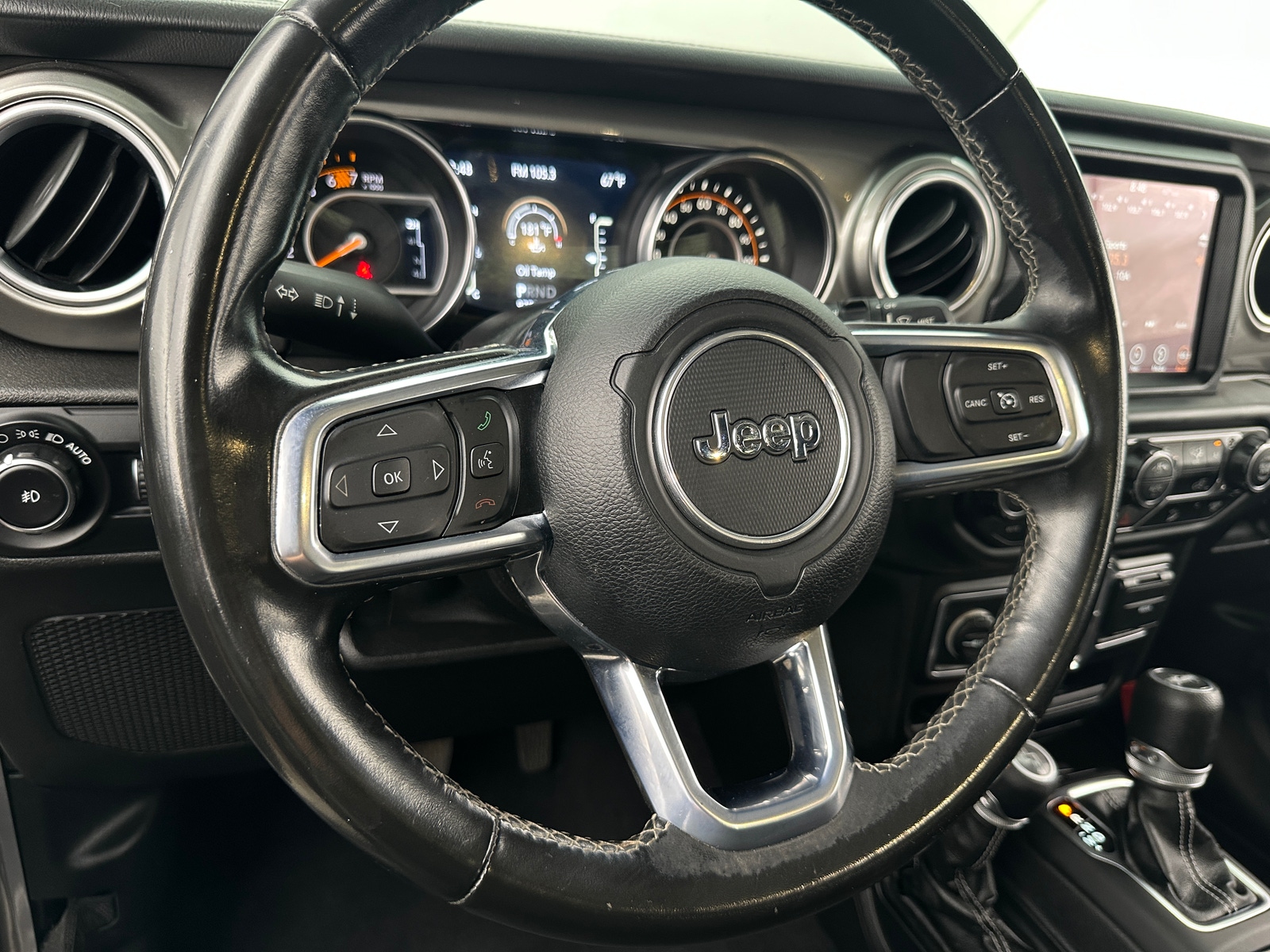Thumbnail: 2019 Jeep Wrangler - 5