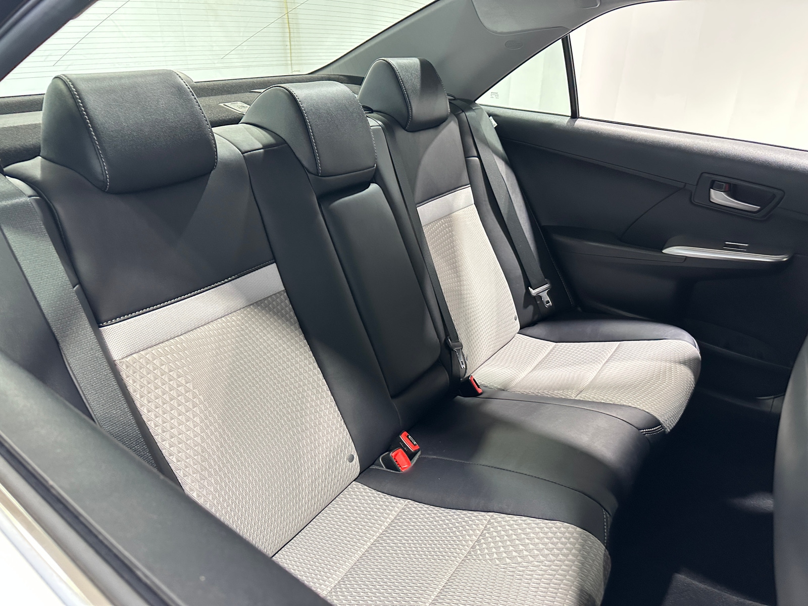 Thumbnail: 2014 Toyota Camry - 5